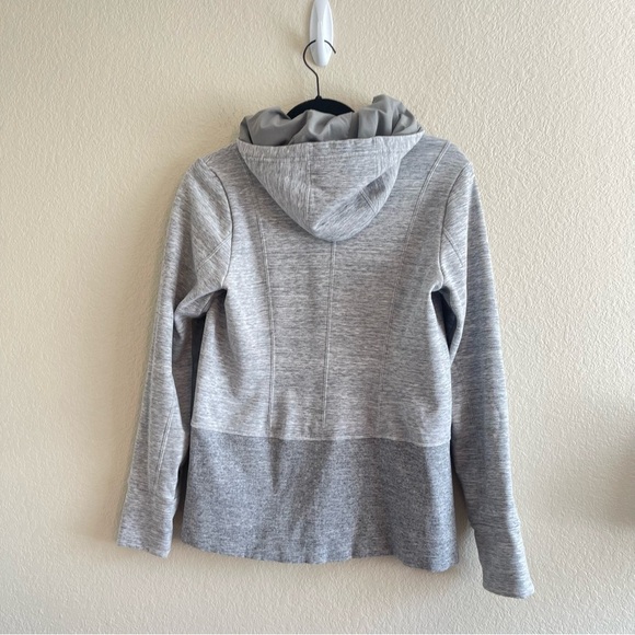 Athleta Fitted Victory Hoodie in Gray Full Zip Sweatshirt Womens Size Medium - Picture 3 of 10